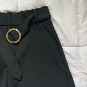 zara 🖤⭐️ trouser shorts